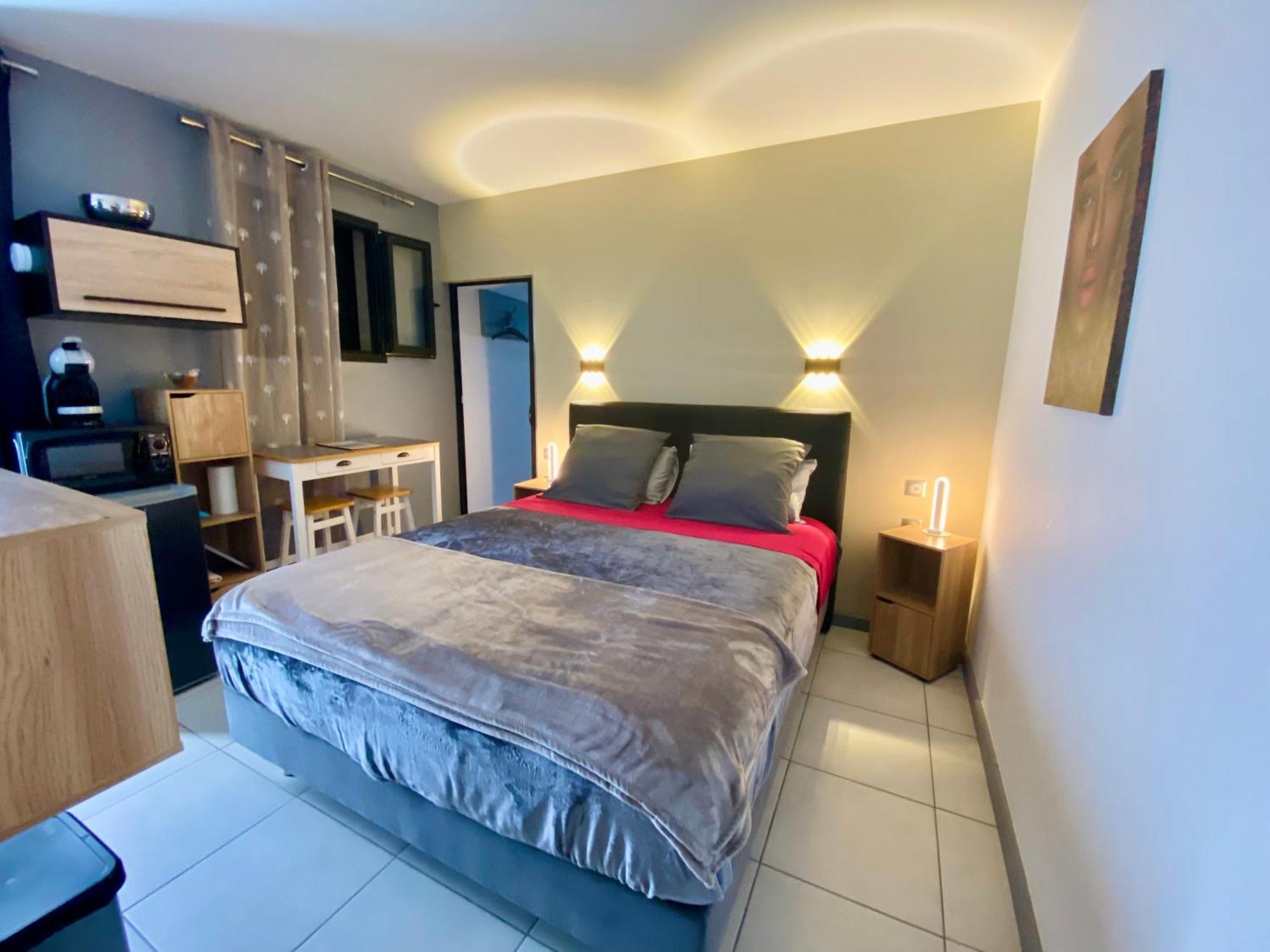 Hostal 170 Room 15 Service Appartement Le Tampon Eksteriør bilde